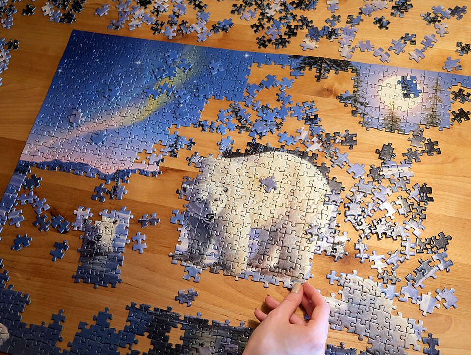 Evening Garden — 1000 Piece Puzzle